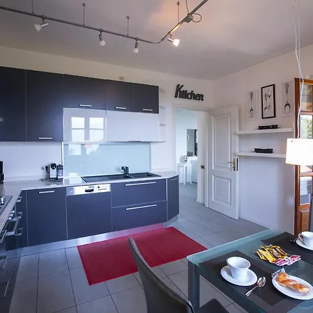 Sleeps 8 ヴィラ