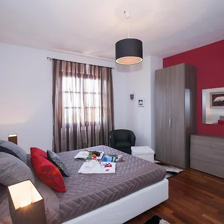 Sleeps 8 ヴィラ